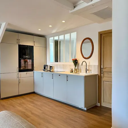 Centre Historique - Climatisation & Garage Prive Appartement *